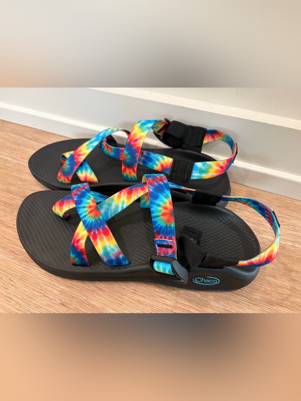 Chaco Women's Hiking Sandals Rainbow Tie-Dye Outdoor Hippie Boho Colorful Fun 10